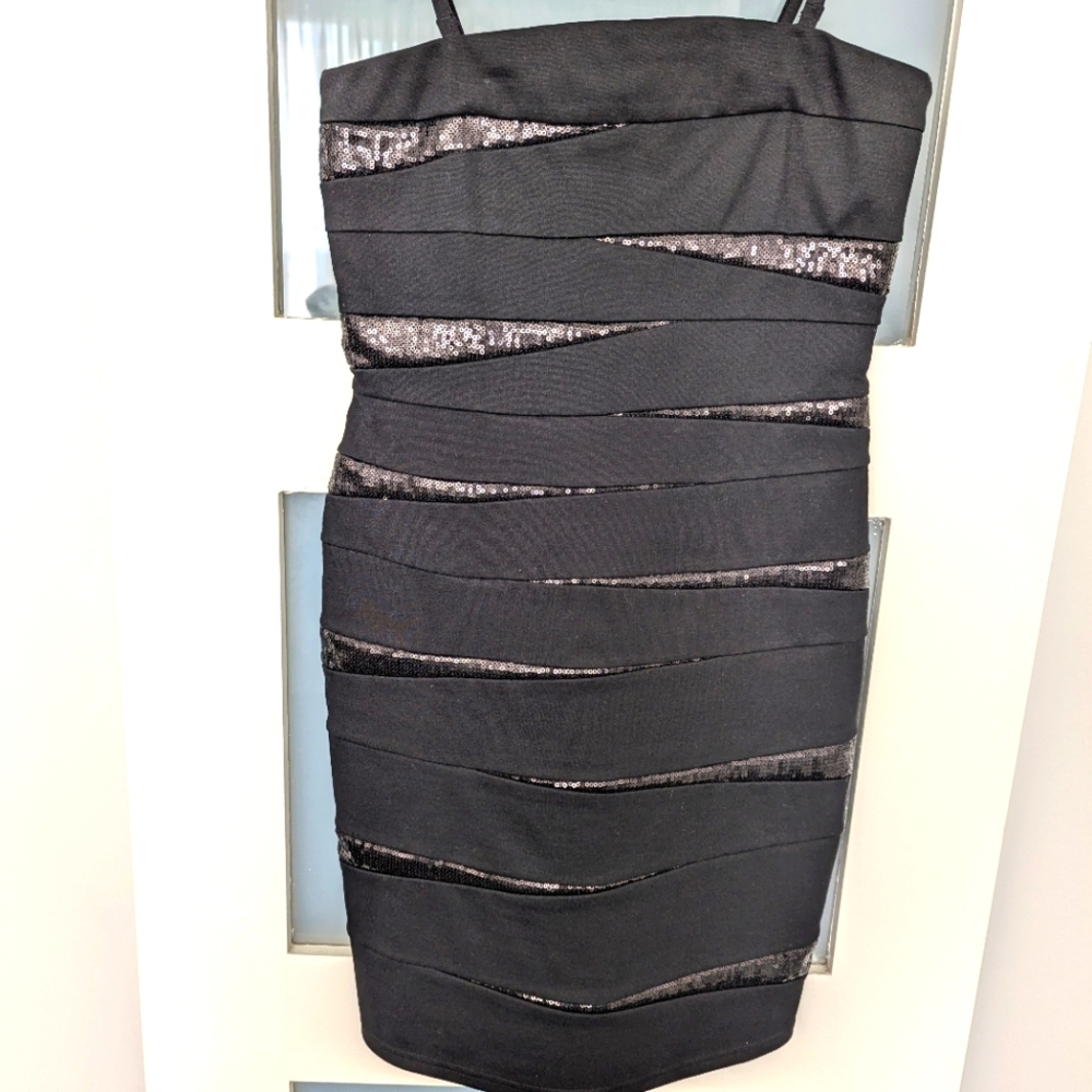 INC women black party dress size 4